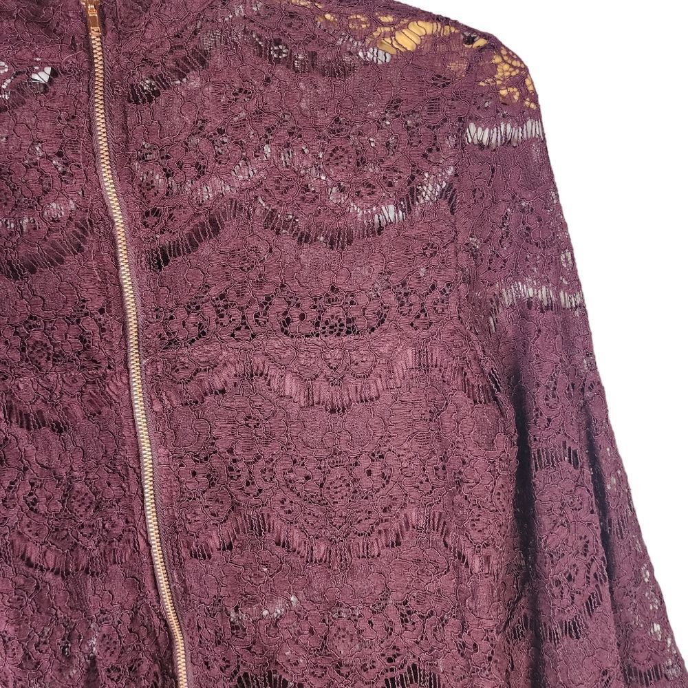 Gilbert Do+be Plum Bell Plum Sheer Sleeve Lace Top - Picture 3 of 9